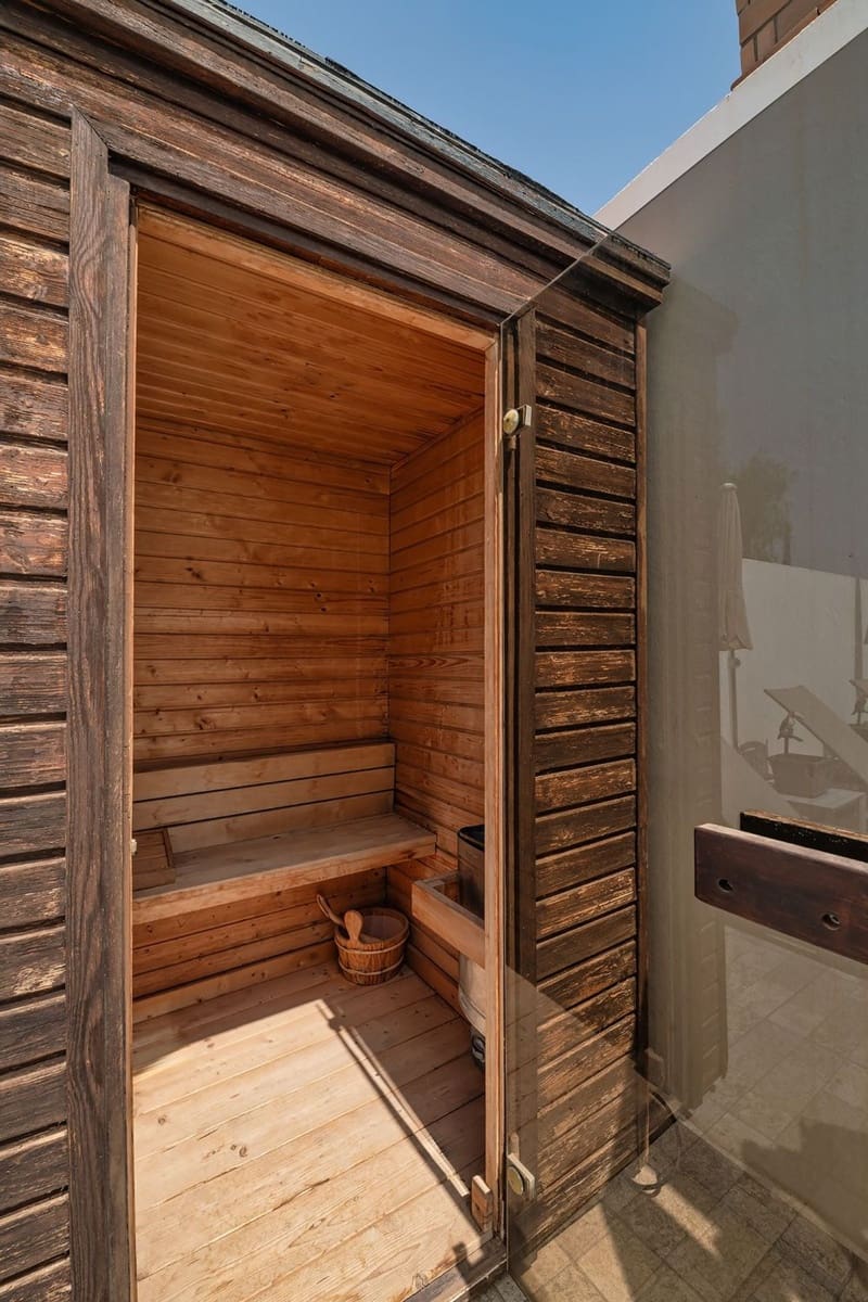 5 soveværelse Finca/Landehus til salg i Tuineje med swimmingpool garage - € 1.903.500 (Ref: 9187915)