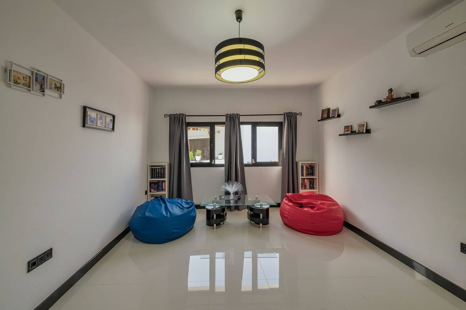 5 soveværelse Finca/Landehus til salg i Tuineje med swimmingpool garage - € 1.903.500 (Ref: 9187915)