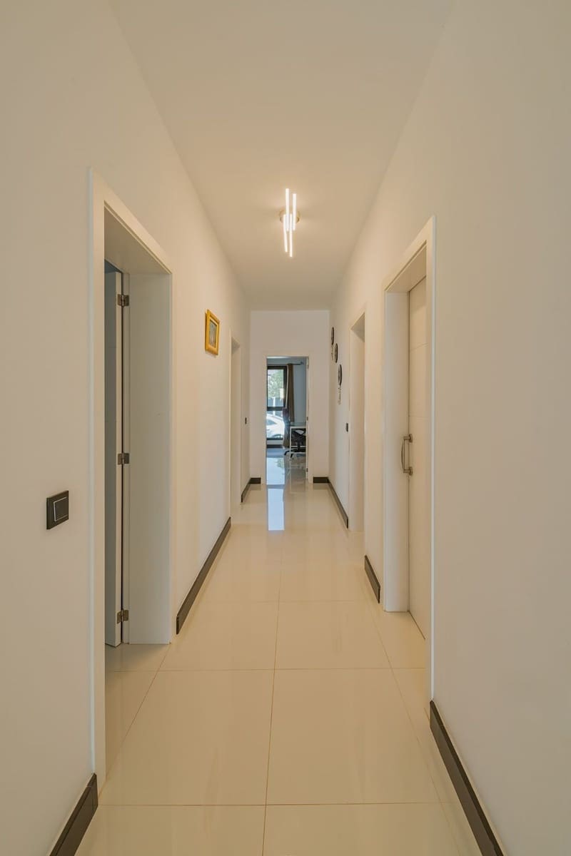 5 soveværelse Finca/Landehus til salg i Tuineje med swimmingpool garage - € 1.903.500 (Ref: 9187915)