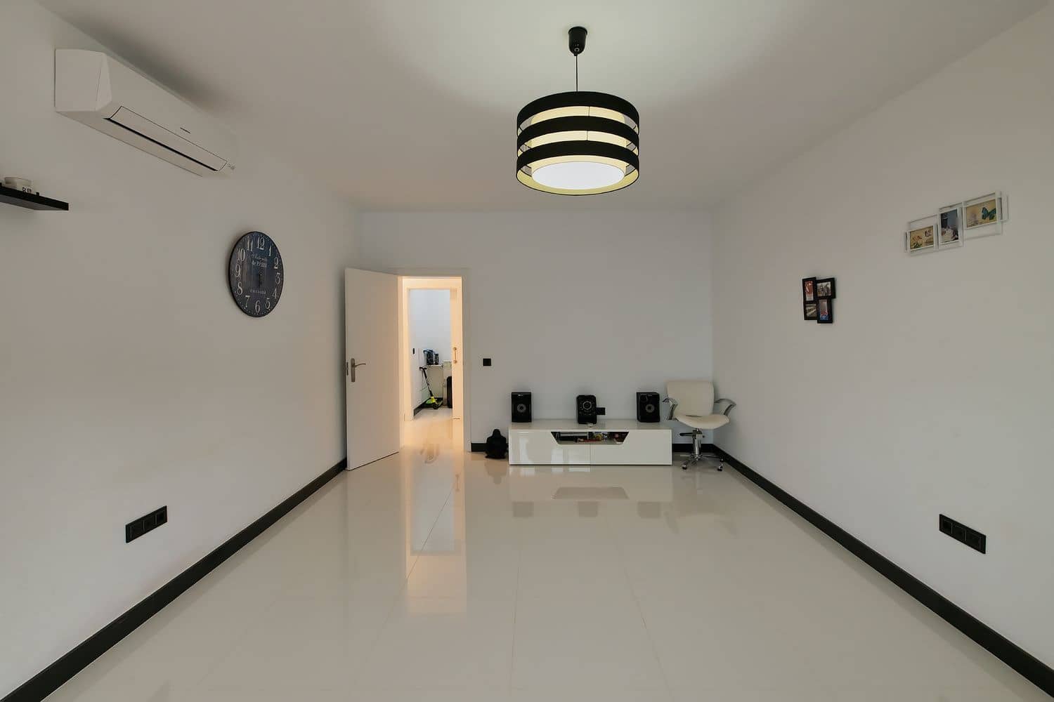 5 soveværelse Finca/Landehus til salg i Tuineje med swimmingpool garage - € 1.903.500 (Ref: 9187915)