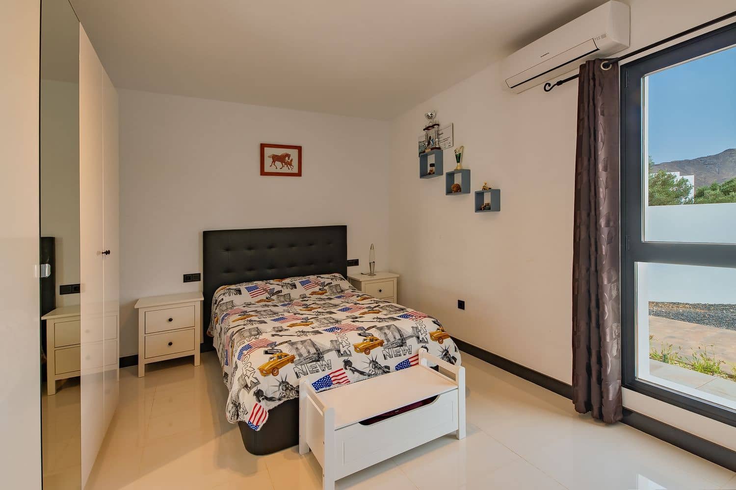 5 soveværelse Finca/Landehus til salg i Tuineje med swimmingpool garage - € 1.903.500 (Ref: 9187915)