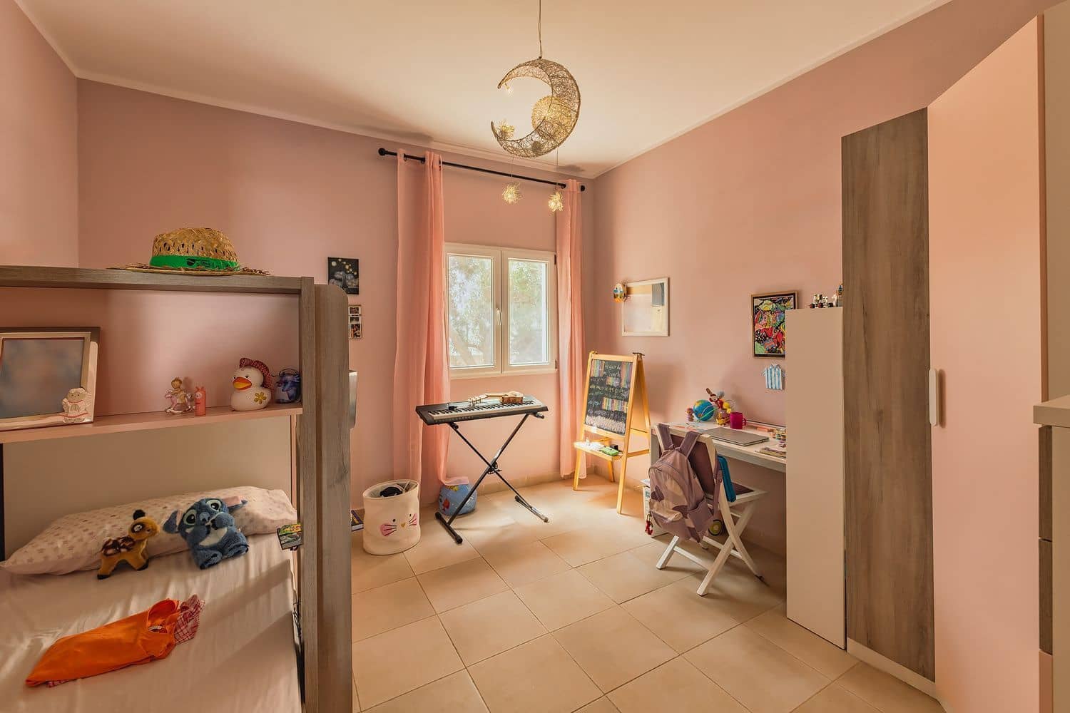 4 soveværelse Semi-Rækkehus til salg i Tuineje med garage - € 378.950 (Ref: 9198284)