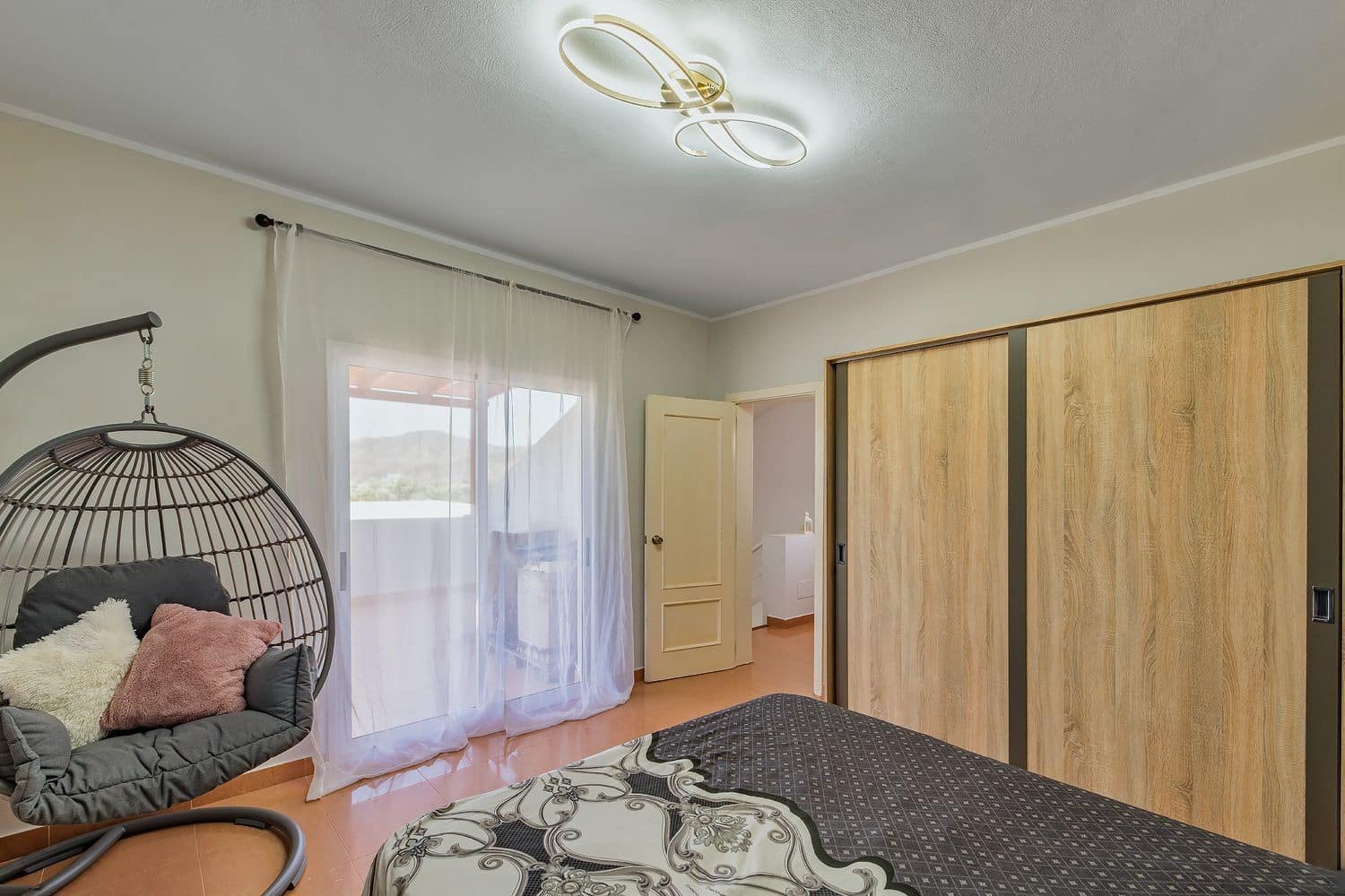 4 soveværelse Semi-Rækkehus til salg i Tuineje med garage - € 378.950 (Ref: 9198284)