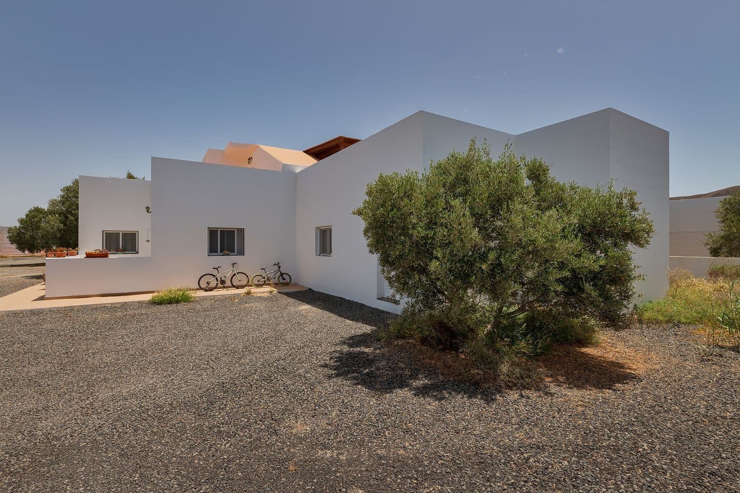 4 soveværelse Semi-Rækkehus til salg i Tuineje med garage - € 378.950 (Ref: 9198284)