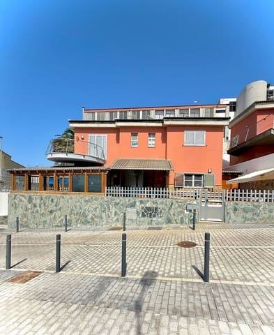 4 chambre Villa/Maison à vendre à Santa María de Guía de Gran Canaria avec piscine garage - 360 000 € (Ref: 9208058)