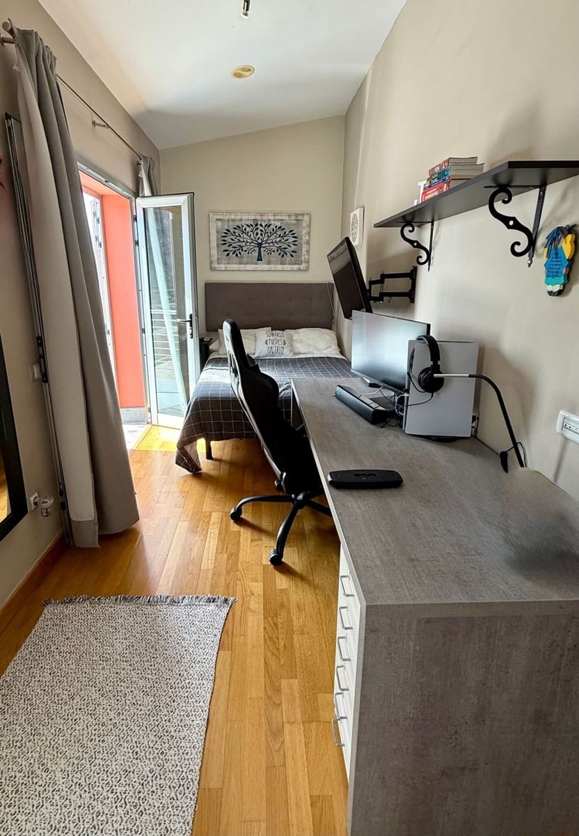 4 soveværelse Villa til salg i Santa Maria de Guia de Gran Canaria med swimmingpool garage - € 360.000 (Ref: 9208058)