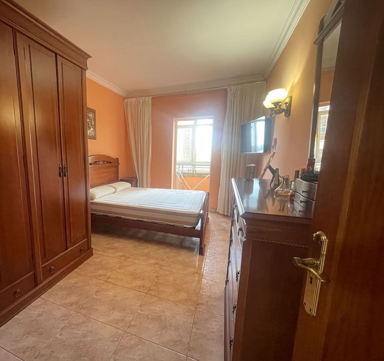 3 slaapkamer Appartement te koop in Las Palmas de Gran Canaria met garage - € 274.900 (Ref: 9228139)