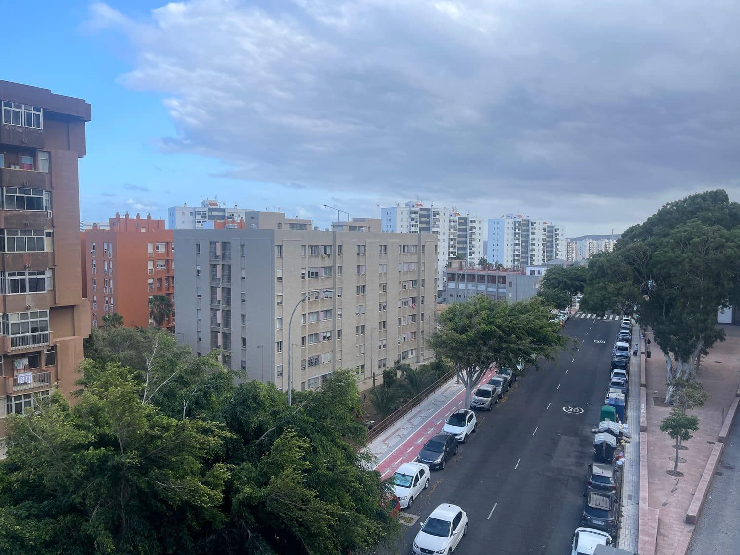 3 slaapkamer Appartement te koop in Las Palmas de Gran Canaria met garage - € 274.900 (Ref: 9228139)