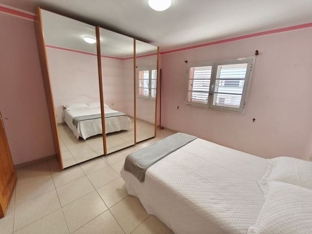 3 slaapkamer Huis te koop in Arinaga, Agüimes met garage - € 275.000 (Ref: 9232096)