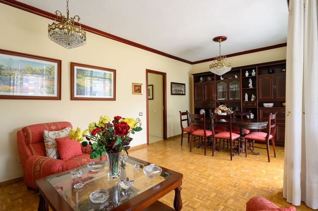 4 slaapkamer Appartement te koop in Guanarteme, Las Palmas de Gran Canaria met garage - € 490.000 (Ref: 9242670)