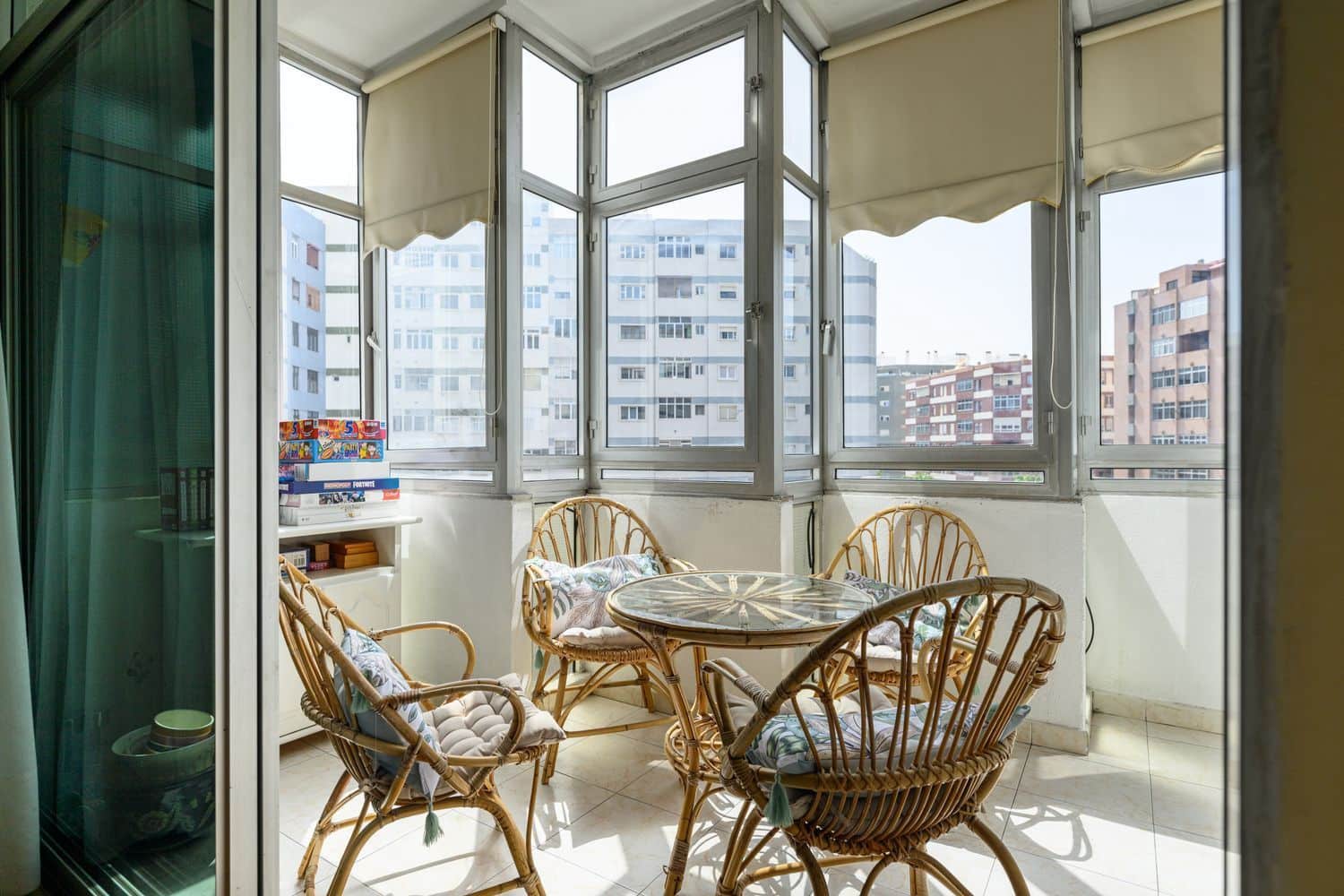 4 slaapkamer Appartement te koop in Las Palmas de Gran Canaria met garage - € 490.000 (Ref: 9242670)