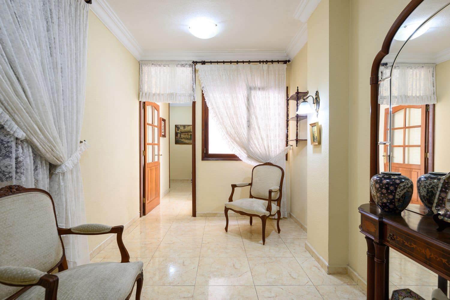 4 slaapkamer Appartement te koop in Las Palmas de Gran Canaria met garage - € 490.000 (Ref: 9242670)