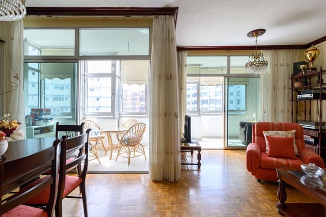 4 slaapkamer Appartement te koop in Guanarteme, Las Palmas de Gran Canaria met garage - € 490.000 (Ref: 9242670)