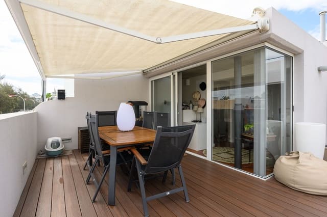 4 bedroom Townhouse for sale in Ciudad Jardín, Las Palmas de Gran Canaria with garage - € 840,000 (Ref: 9256690)