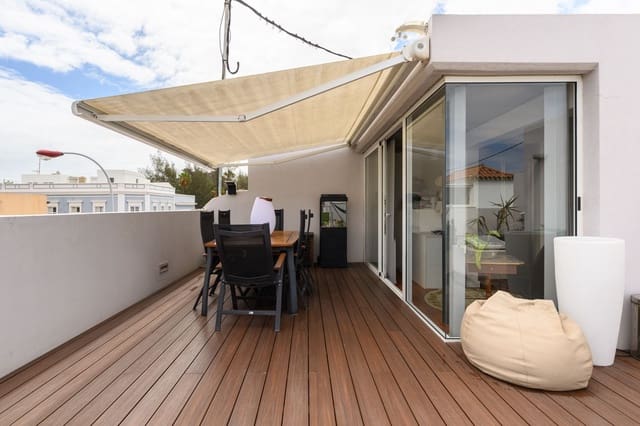 4 bedroom Townhouse for sale in Ciudad Jardín, Las Palmas de Gran Canaria with garage - € 840,000 (Ref: 9256690)