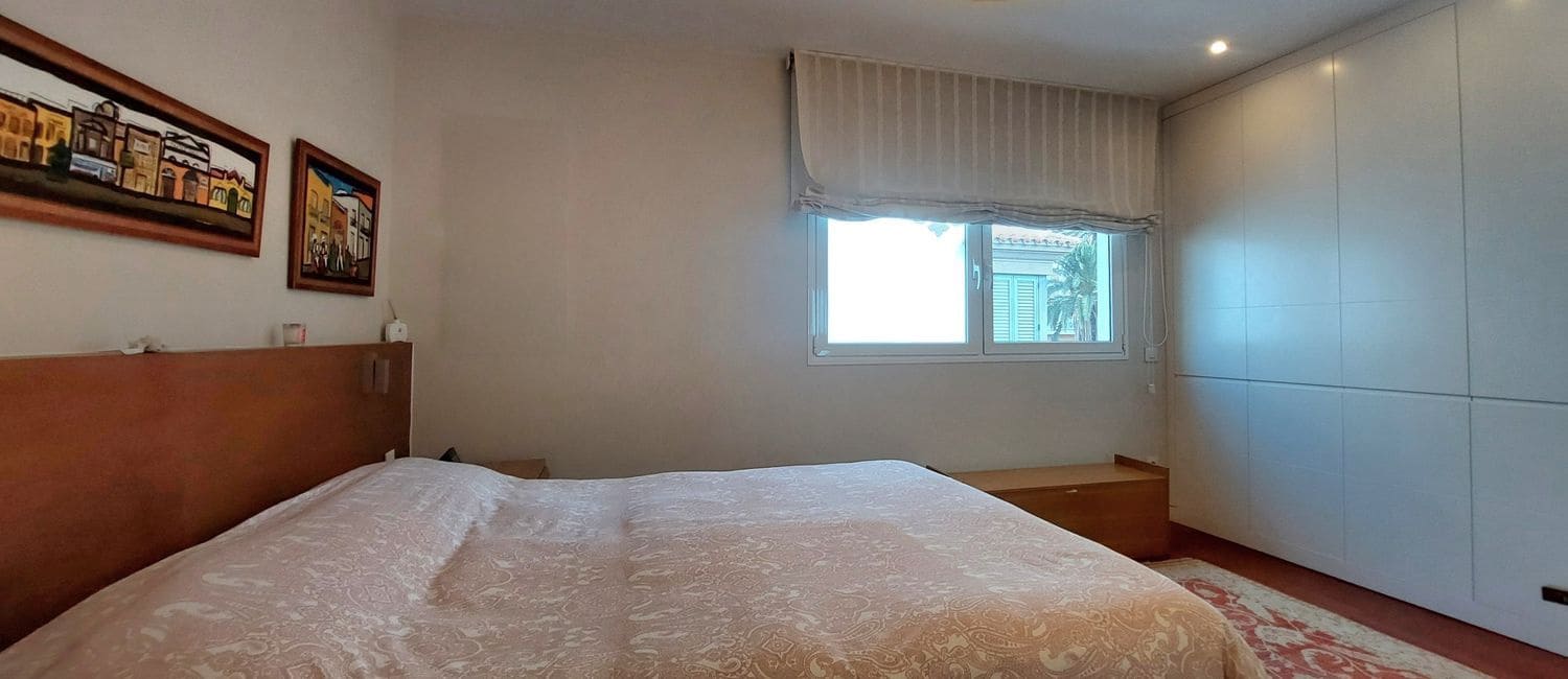 4 soveværelse Byhus til salg i Las Palmas de Gran Canaria med garage - € 840.000 (Ref: 9256690)