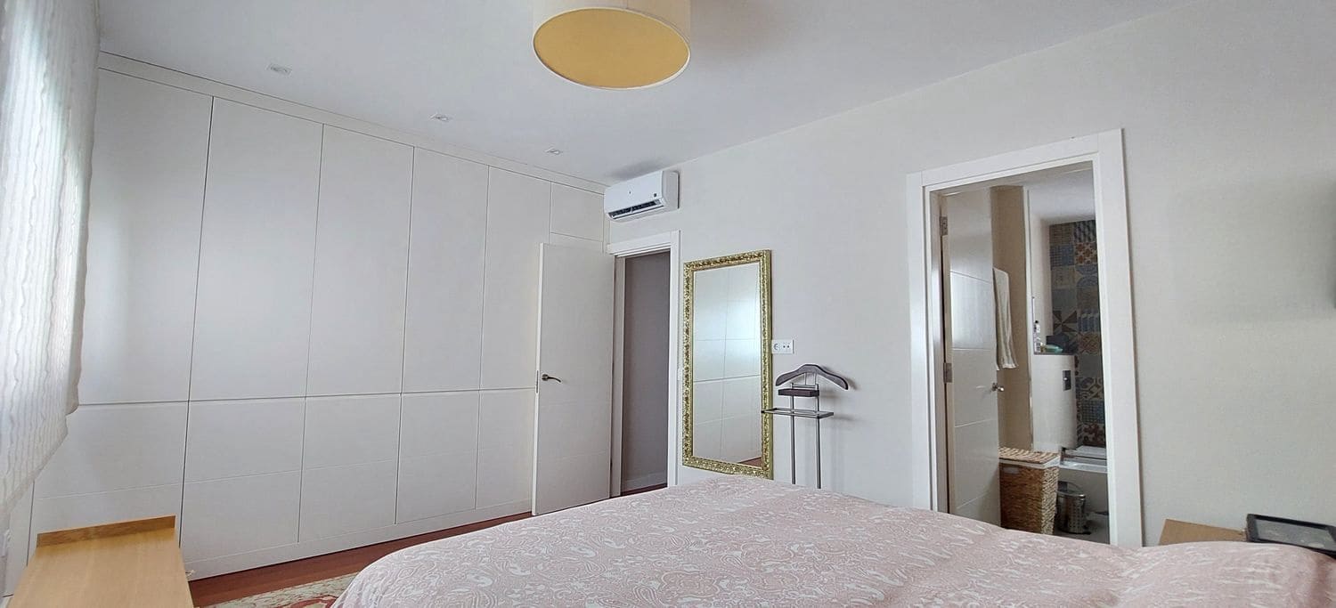 4 soveværelse Byhus til salg i Las Palmas de Gran Canaria med garage - € 840.000 (Ref: 9256690)