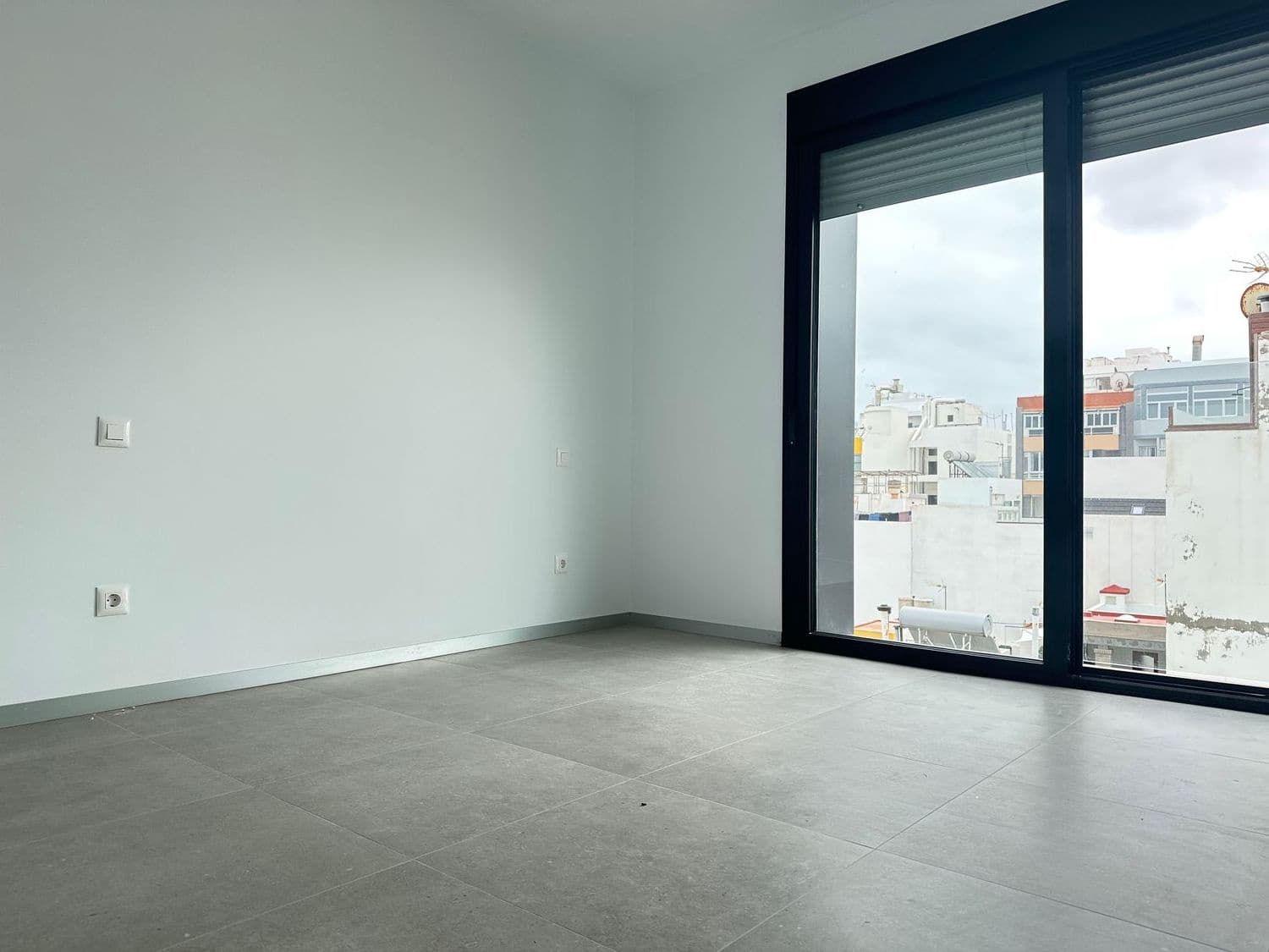 3 soverom Leilighet til salgs i Las Palmas de Gran Canaria med garasje - € 580 000 (Ref: 9265154)