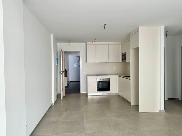 2 makuuhuone Huoneisto myytävänä paikassa Isleta, Las Palmas de Gran Canaria mukana 
autotalli - 300 000 € (Ref: 9265155)