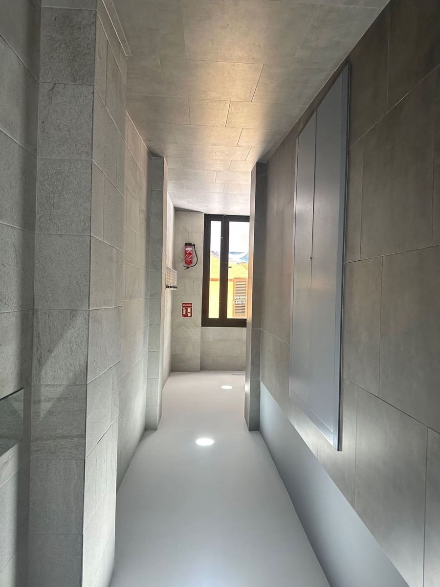 2 sypialnia Apartament na sprzedaż w Las Palmas de Gran Canaria z garażem - 300 000 € (Ref: 9265156)