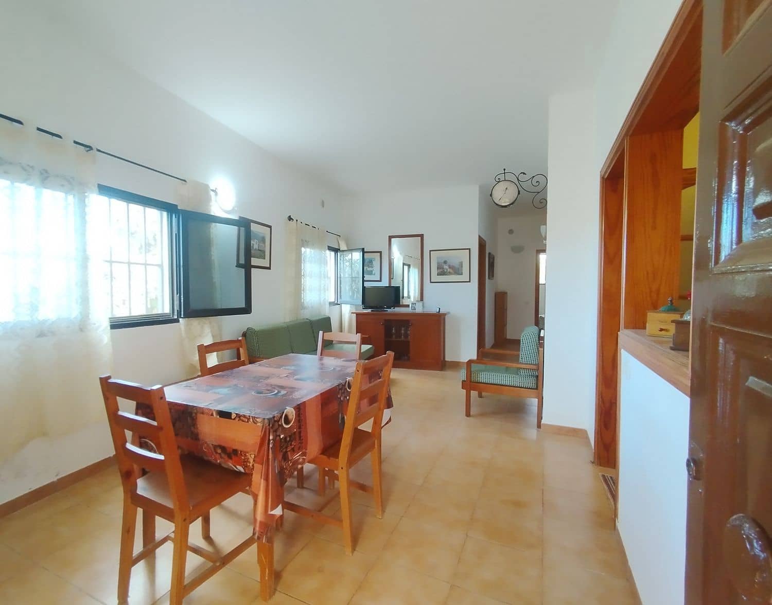 3 soveværelse Finca/Landehus til leje i Santa Maria de Guia de Gran Canaria med garage - € 990 (Ref: 9268982)