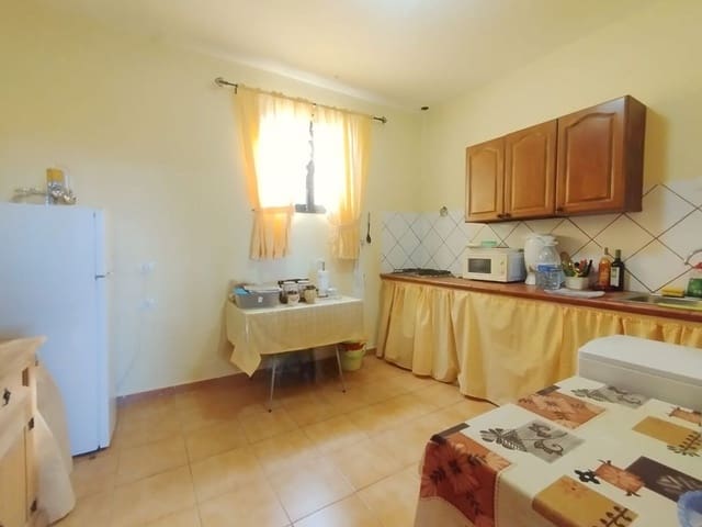 3 sovrum Finca/Hus på landet att hyra i Santa María de Guía de Gran Canaria med garage - 990 € (Ref: 9268982)