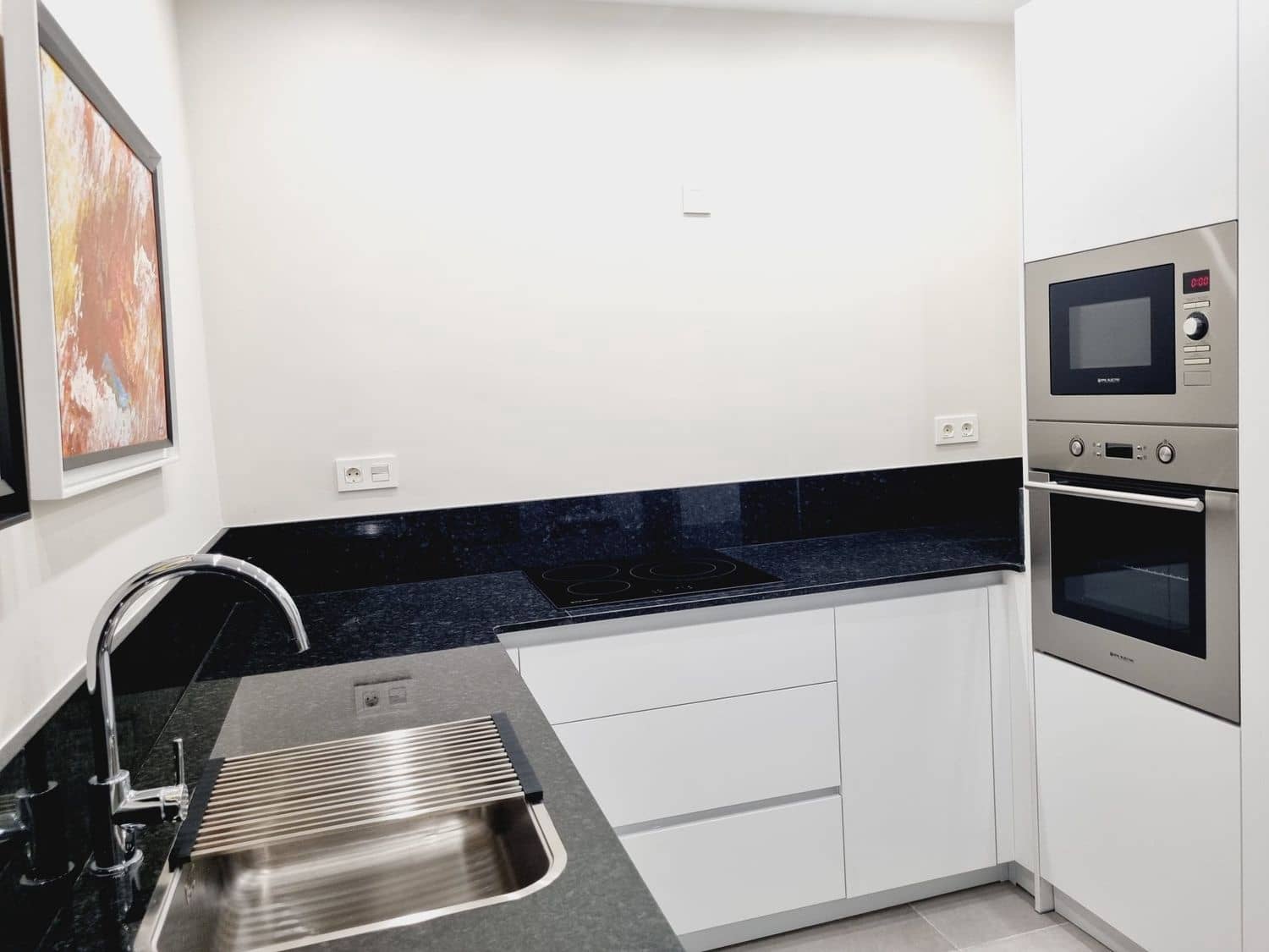 2 soveværelse Lejlighed til leje i Las Palmas de Gran Canaria med garage - € 1.300 (Ref: 9271988)