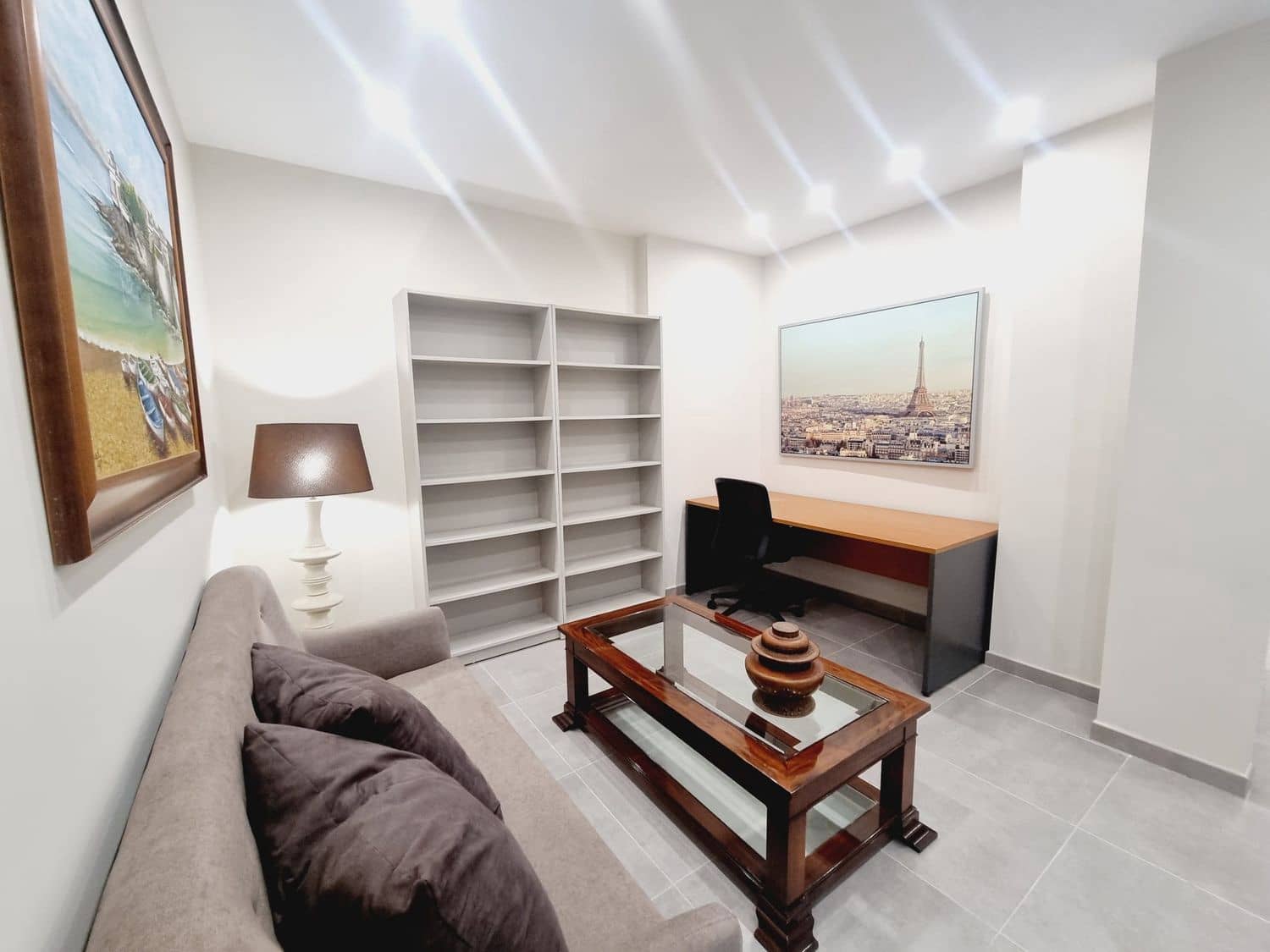 2 soveværelse Lejlighed til leje i Las Palmas de Gran Canaria med garage - € 1.300 (Ref: 9271988)