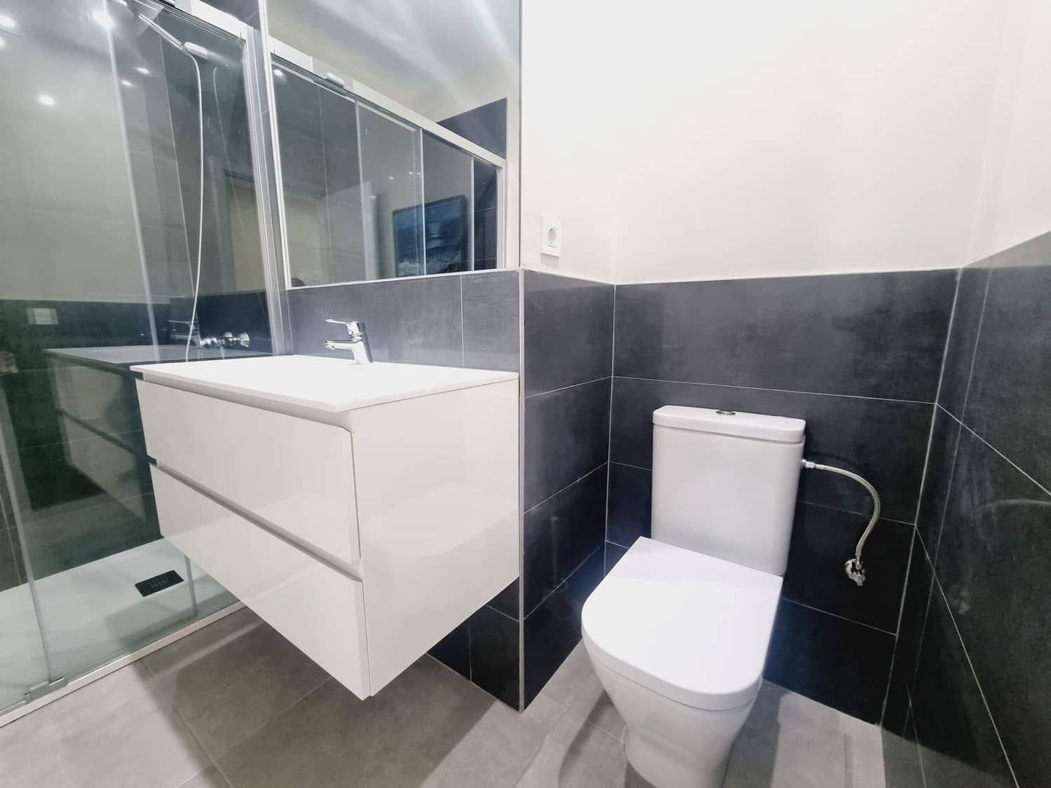 2 soveværelse Lejlighed til leje i Las Palmas de Gran Canaria med garage - € 1.300 (Ref: 9271988)