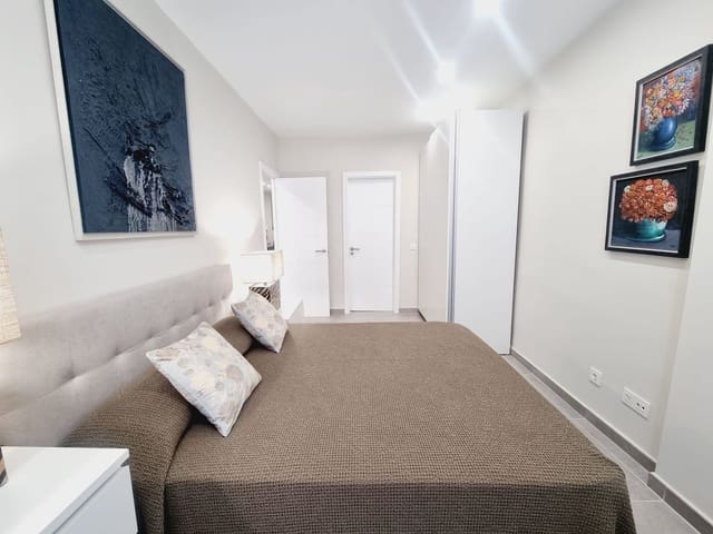2 soveværelse Lejlighed til leje i Triana, Las Palmas de Gran Canaria med garage - € 1.300 (Ref: 9271988)