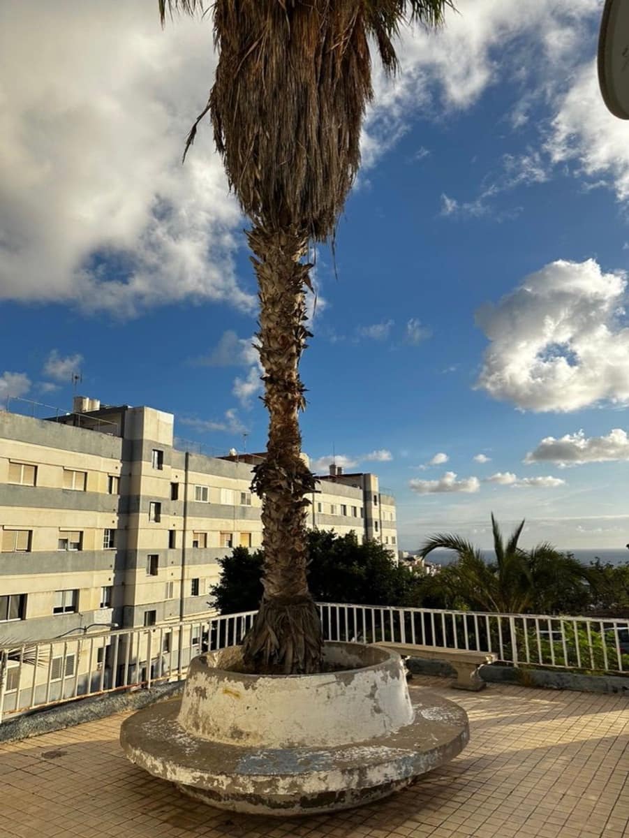 4 soveværelse Lejlighed til salg i Las Palmas de Gran Canaria med garage - € 162.000 (Ref: 9280662)