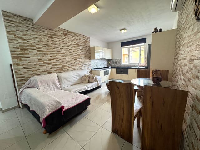 Apartamento de 3 habitaciones en Ingenio en venta con garaje - 180.000 € (Ref: 9296476)