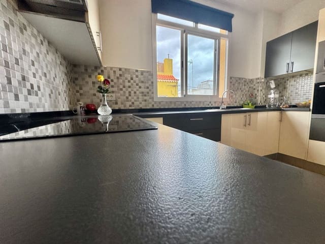 Apartamento de 3 habitaciones en Ingenio en venta con garaje - 180.000 € (Ref: 9296476)