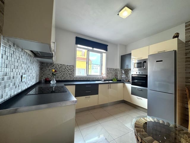 Apartamento de 3 habitaciones en Ingenio en venta con garaje - 180.000 € (Ref: 9296476)