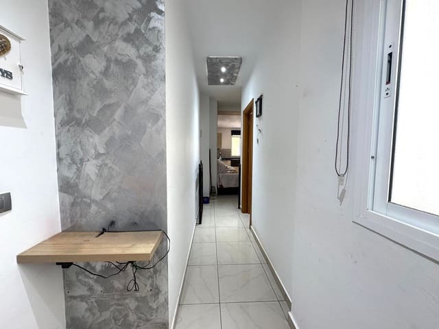 Apartamento de 3 habitaciones en Ingenio en venta con garaje - 180.000 € (Ref: 9296476)