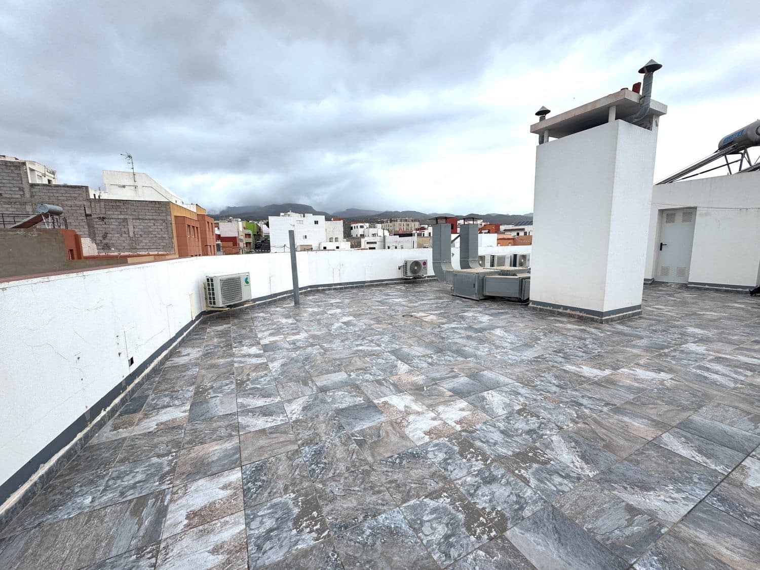 3 soveværelse Lejlighed til salg i Ingenio med garage - € 180.000 (Ref: 9296476)