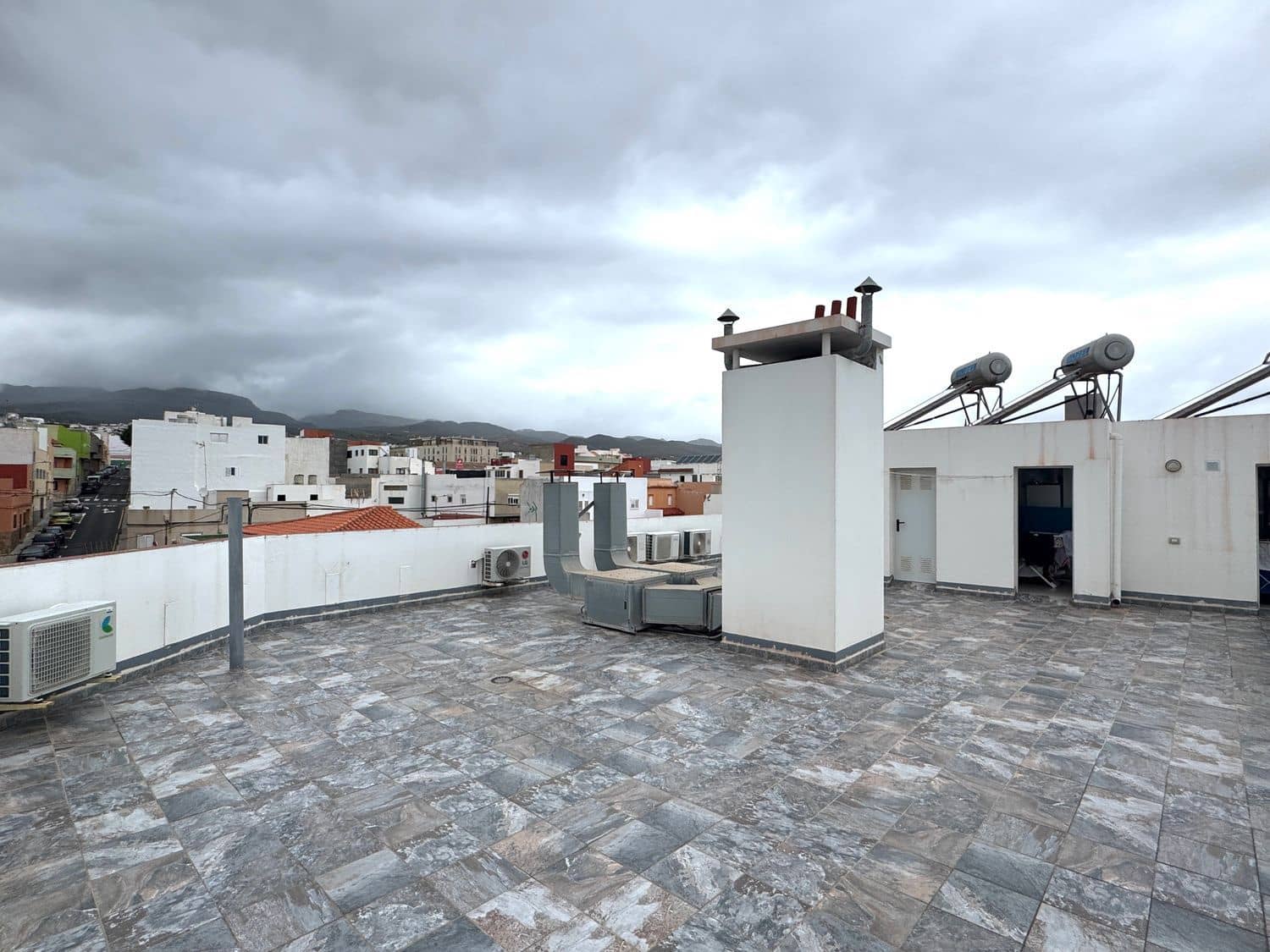 3 soveværelse Lejlighed til salg i Ingenio med garage - € 180.000 (Ref: 9296476)