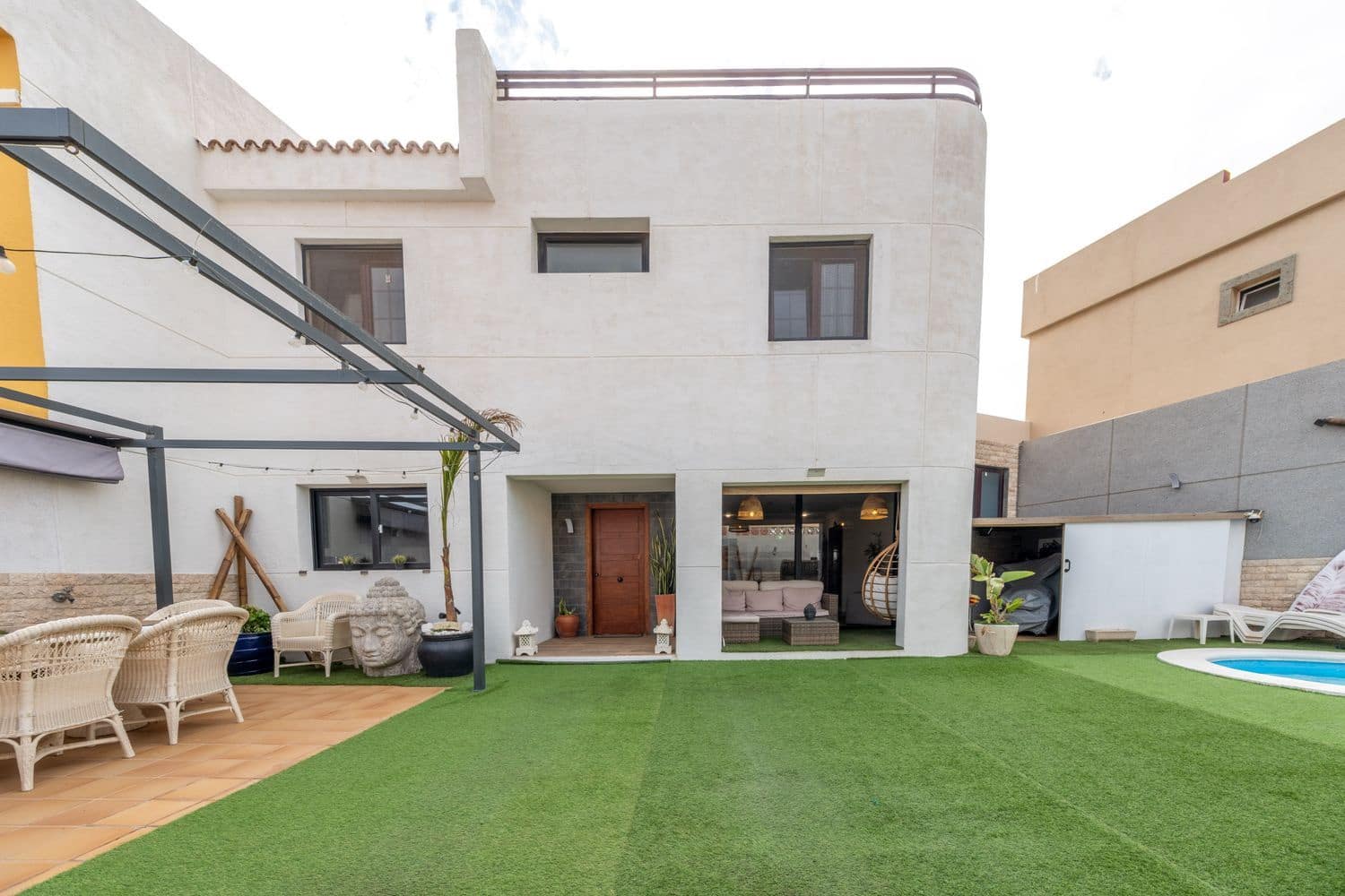 5 soverom Hus til salgs i Telde med svømmebasseng garasje - € 595 000 (Ref: 9302914)