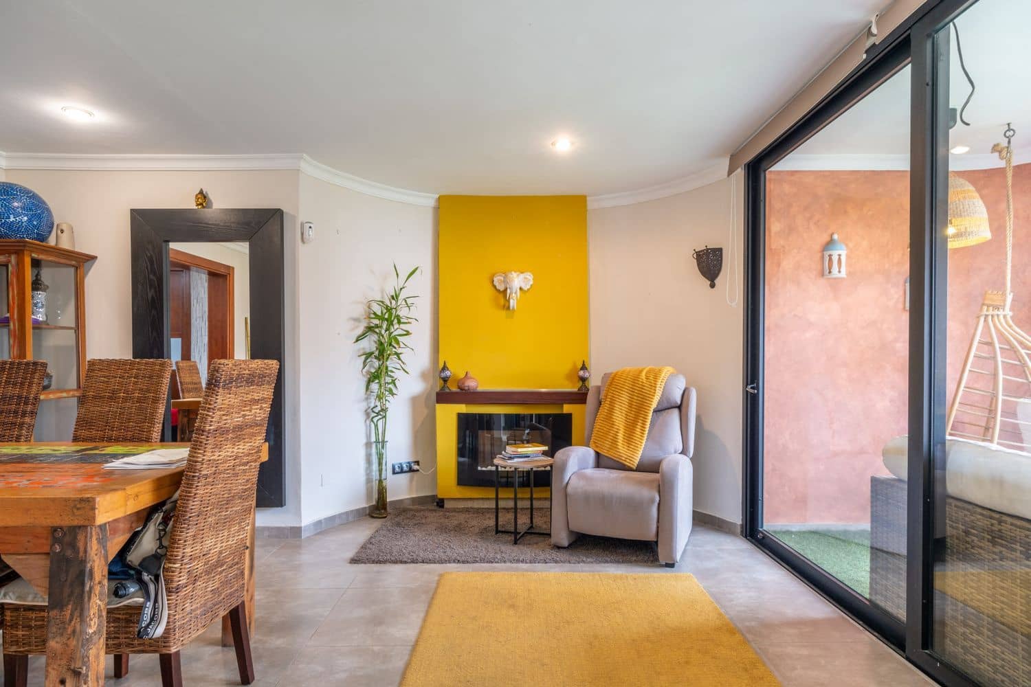 5 soverom Hus til salgs i Telde med svømmebasseng garasje - € 595 000 (Ref: 9302914)