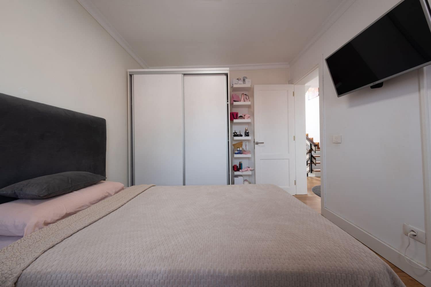 5 soverom Hus til salgs i Telde med svømmebasseng garasje - € 595 000 (Ref: 9302914)