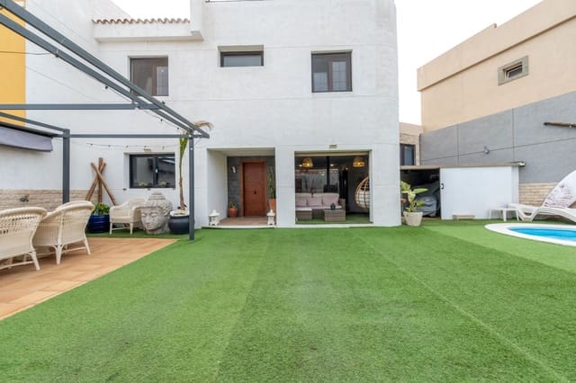 5 slaapkamer Huis te koop in Telde met zwembad garage - € 595.000 (Ref: 9302914)