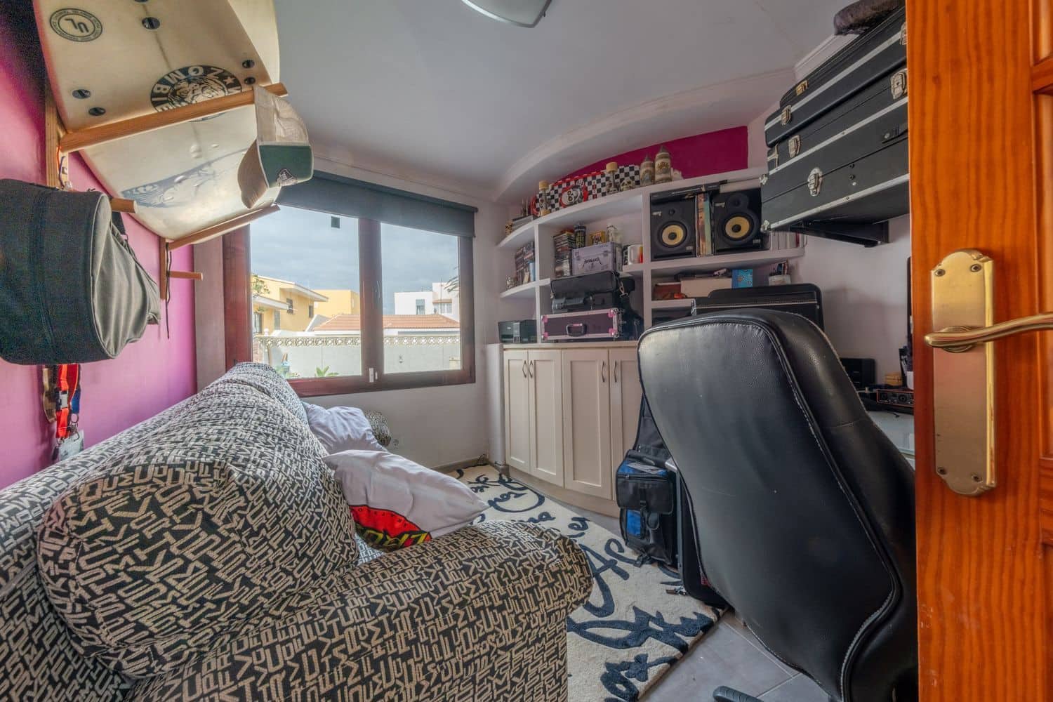 5 soverom Hus til salgs i Telde med svømmebasseng garasje - € 595 000 (Ref: 9302914)