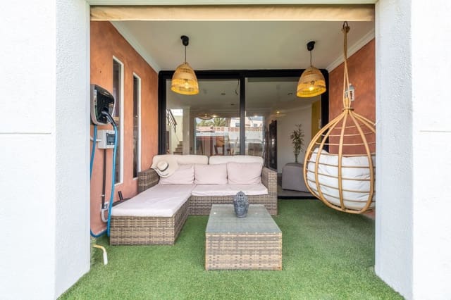 5 slaapkamer Huis te koop in Telde met zwembad garage - € 595.000 (Ref: 9302914)