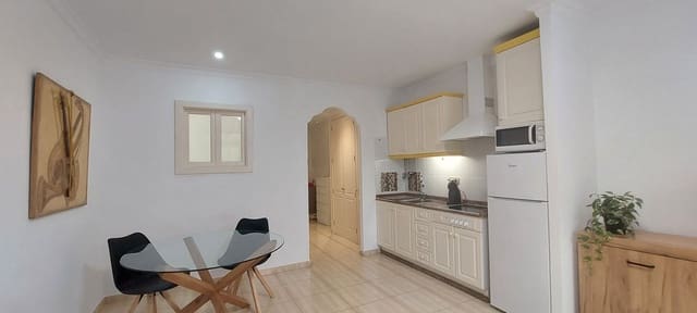 Appartement de 1 chambre à louer à Santa Catalina - Canteras, Las Palmas de Gran Canaria avec piscine garage - 900 € (Ref: 9308200)