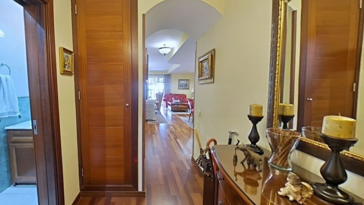 3 slaapkamer Huis te koop in Las Palmas de Gran Canaria met garage - € 420.000 (Ref: 9312192)