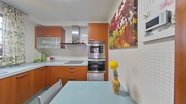 3 bedroom Townhouse for sale in Tafira, Las Palmas de Gran Canaria with garage - € 420,000 (Ref: 9312192)