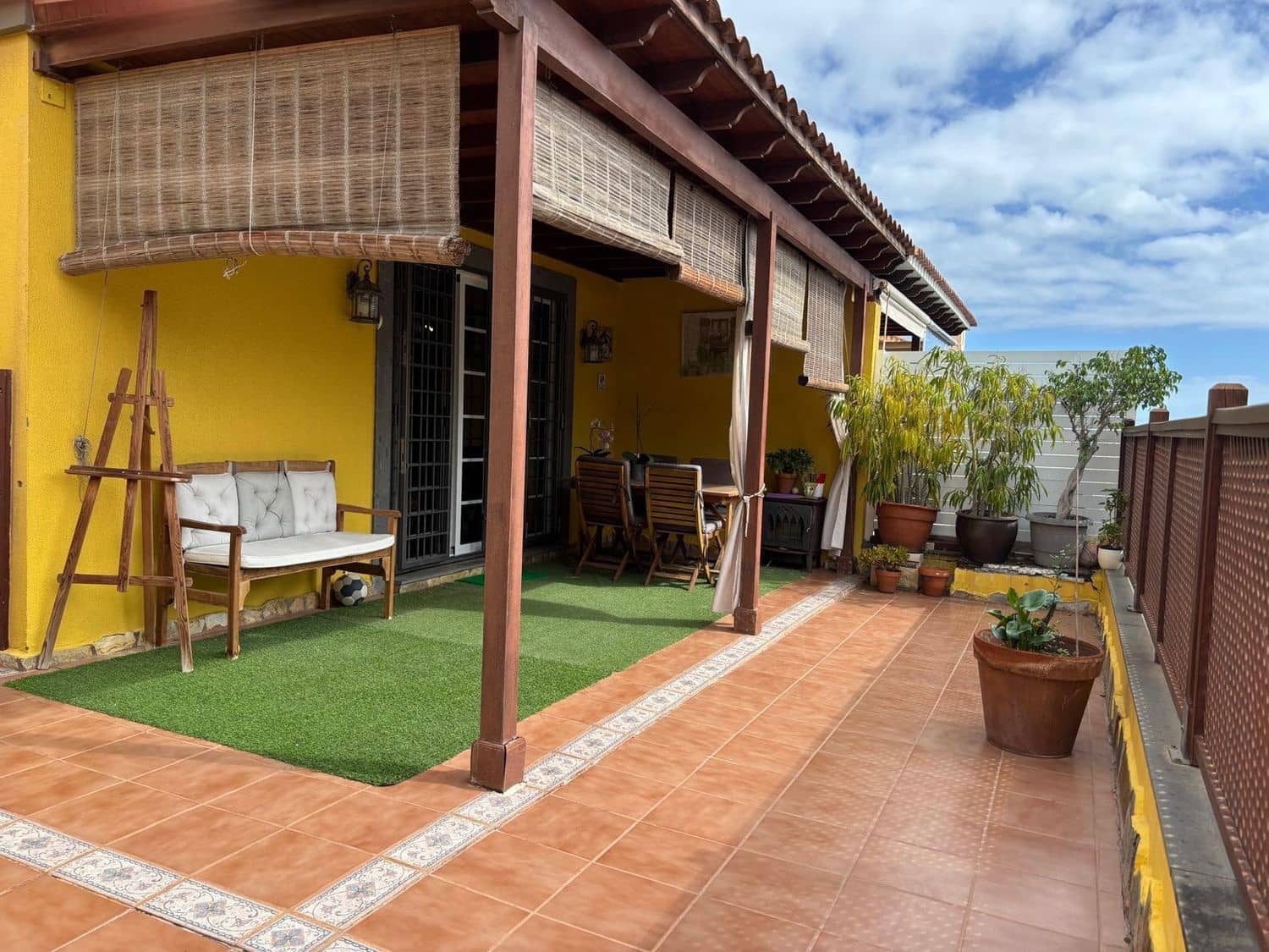 3 slaapkamer Huis te koop in Las Palmas de Gran Canaria met garage - € 420.000 (Ref: 9312192)