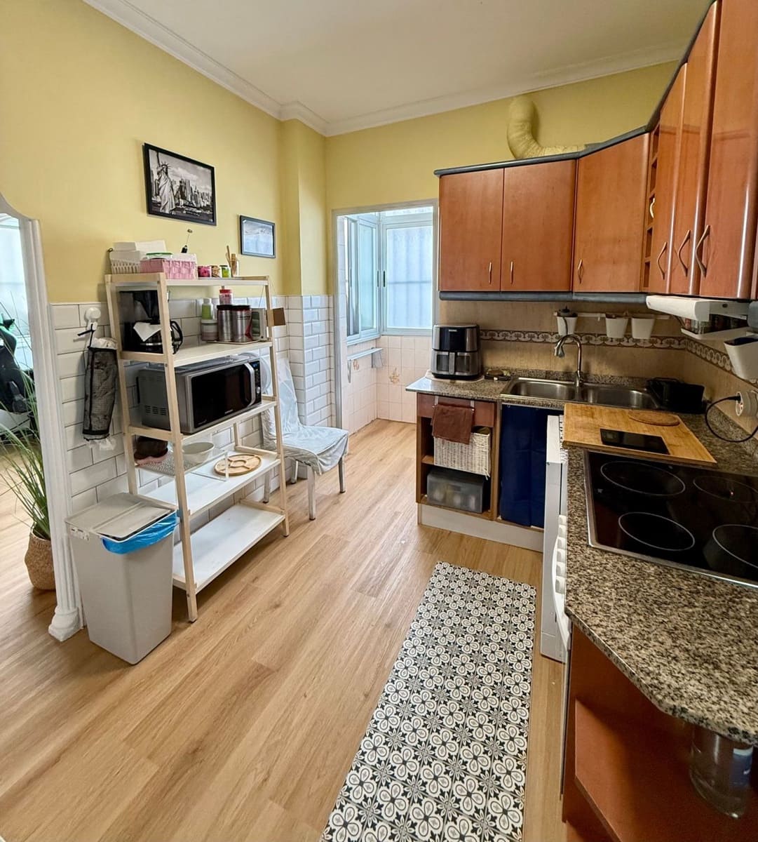 3 soveværelse Lejlighed til salg i Las Palmas de Gran Canaria med garage - € 173.500 (Ref: 9317050)