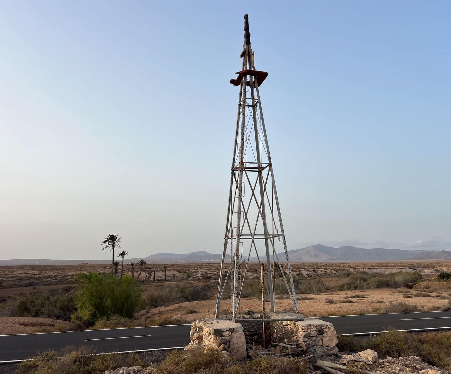 Ubebygd land til salgs i Antigua - € 120 000 (Ref: 9321436)