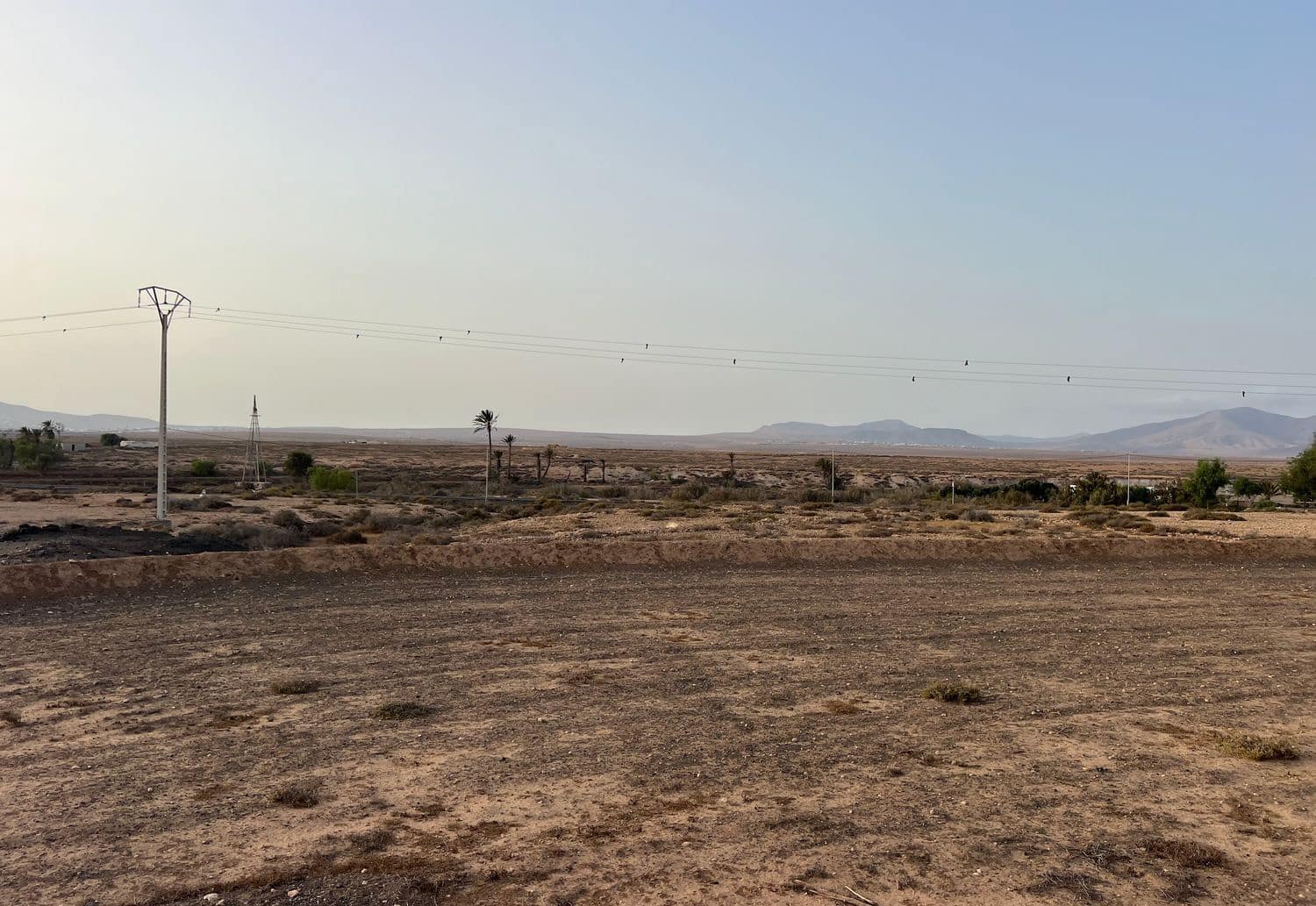 Ubebygd land til salgs i Antigua - € 120 000 (Ref: 9321436)